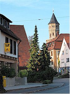 Neunkirchen im Bild wie lange noch im Schatten der Kirche......??